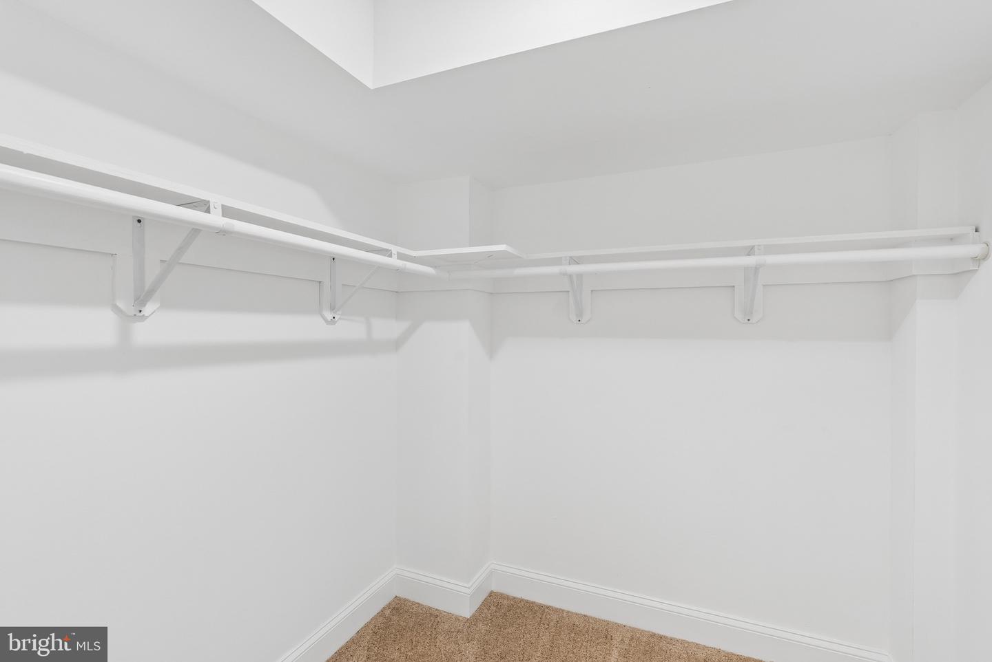 1902 Bank St Property Photo 25