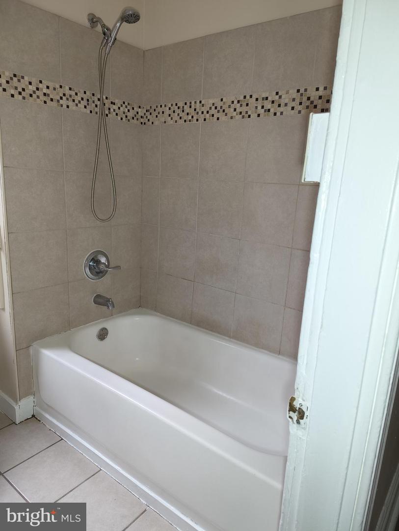 MDBA2219806 Property Photo 12