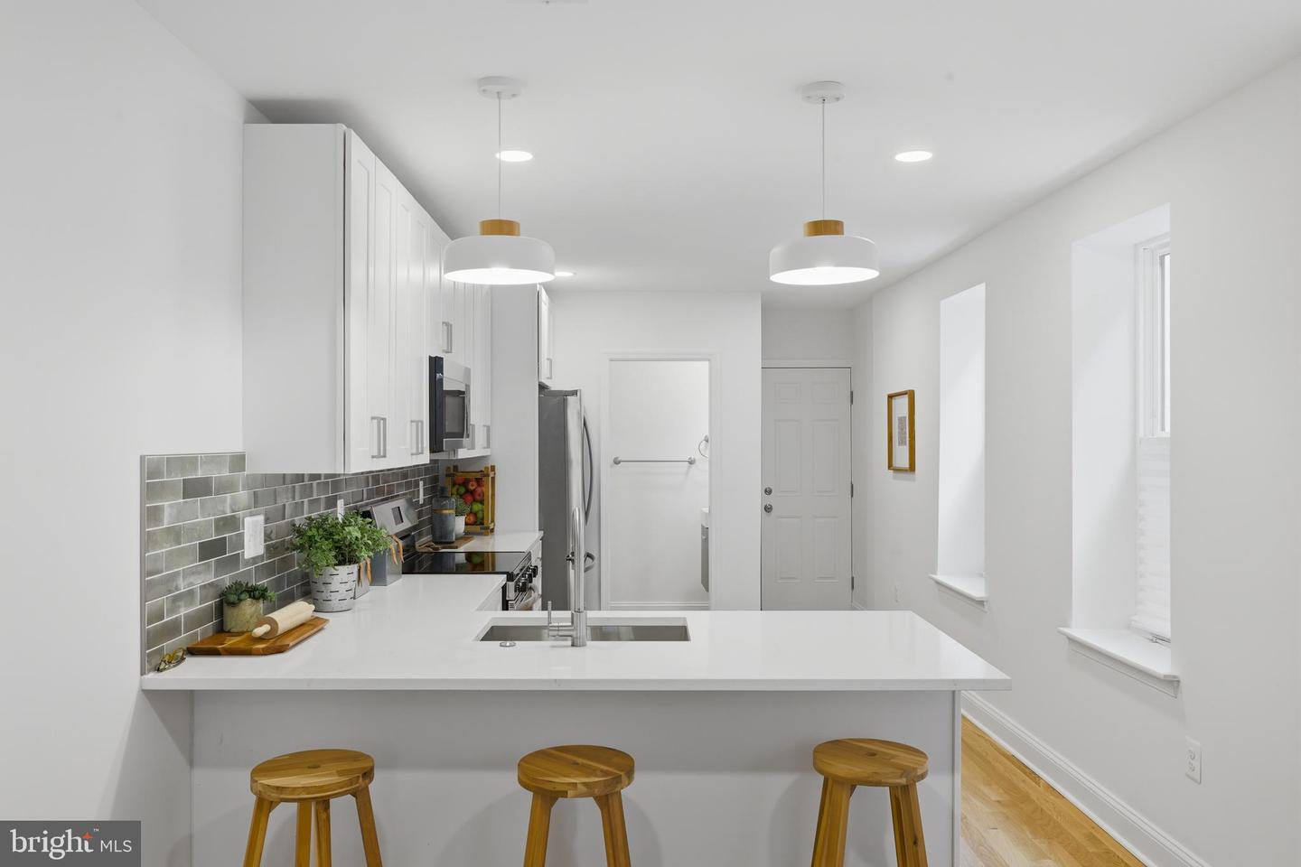 107 S Fulton Ave Property Photo 11