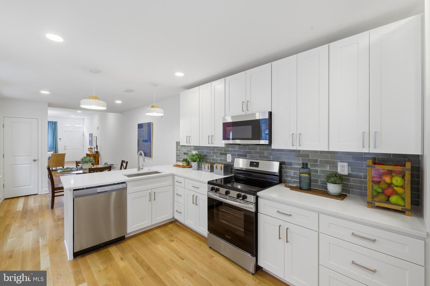 107 S Fulton Ave Property Photo 13