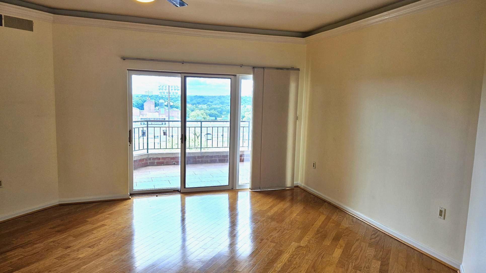 3801 Canterbury Rd #703 Property Photo 6