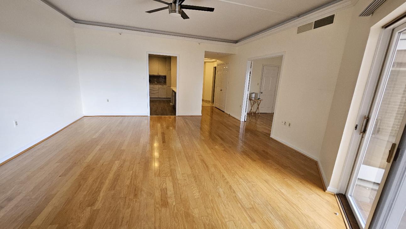 3801 Canterbury Rd #703 Property Photo 7