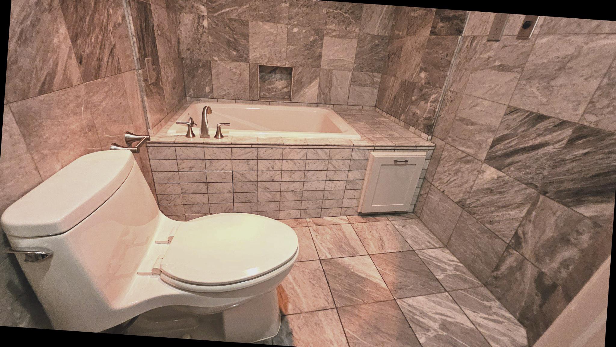 3801 Canterbury Rd #703 Property Photo 15