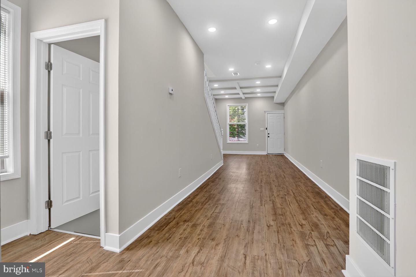1701 N Monroe St Property Photo 6