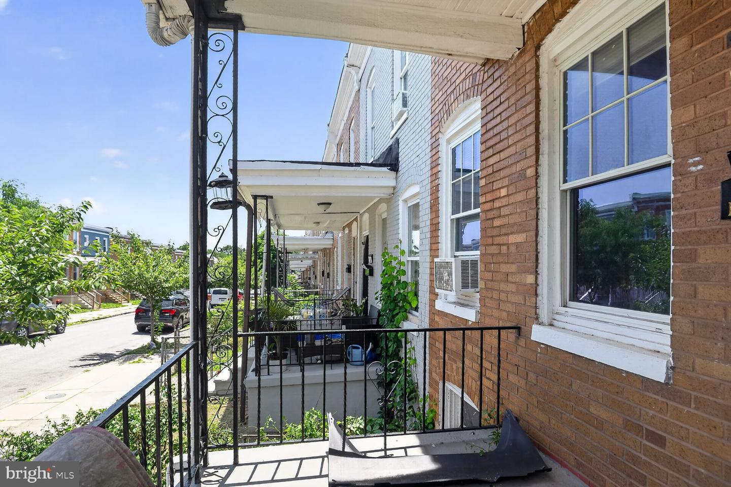 36 N Abington Ave Property Photo 3