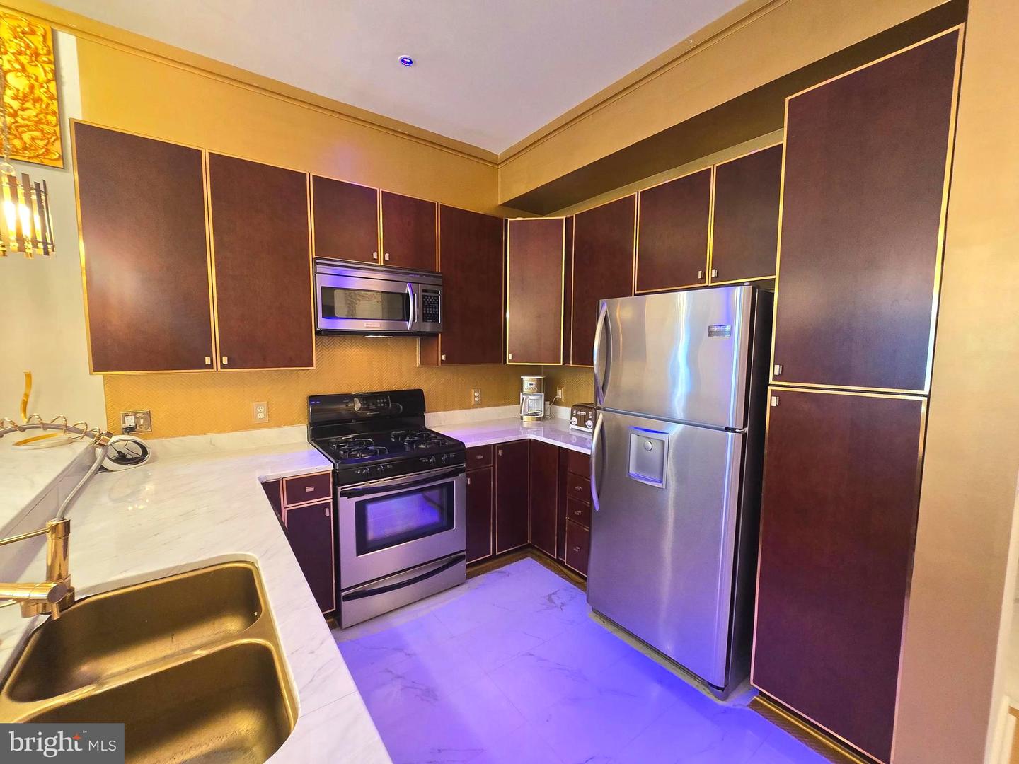 1209 N Charles St #202 Property Photo 6