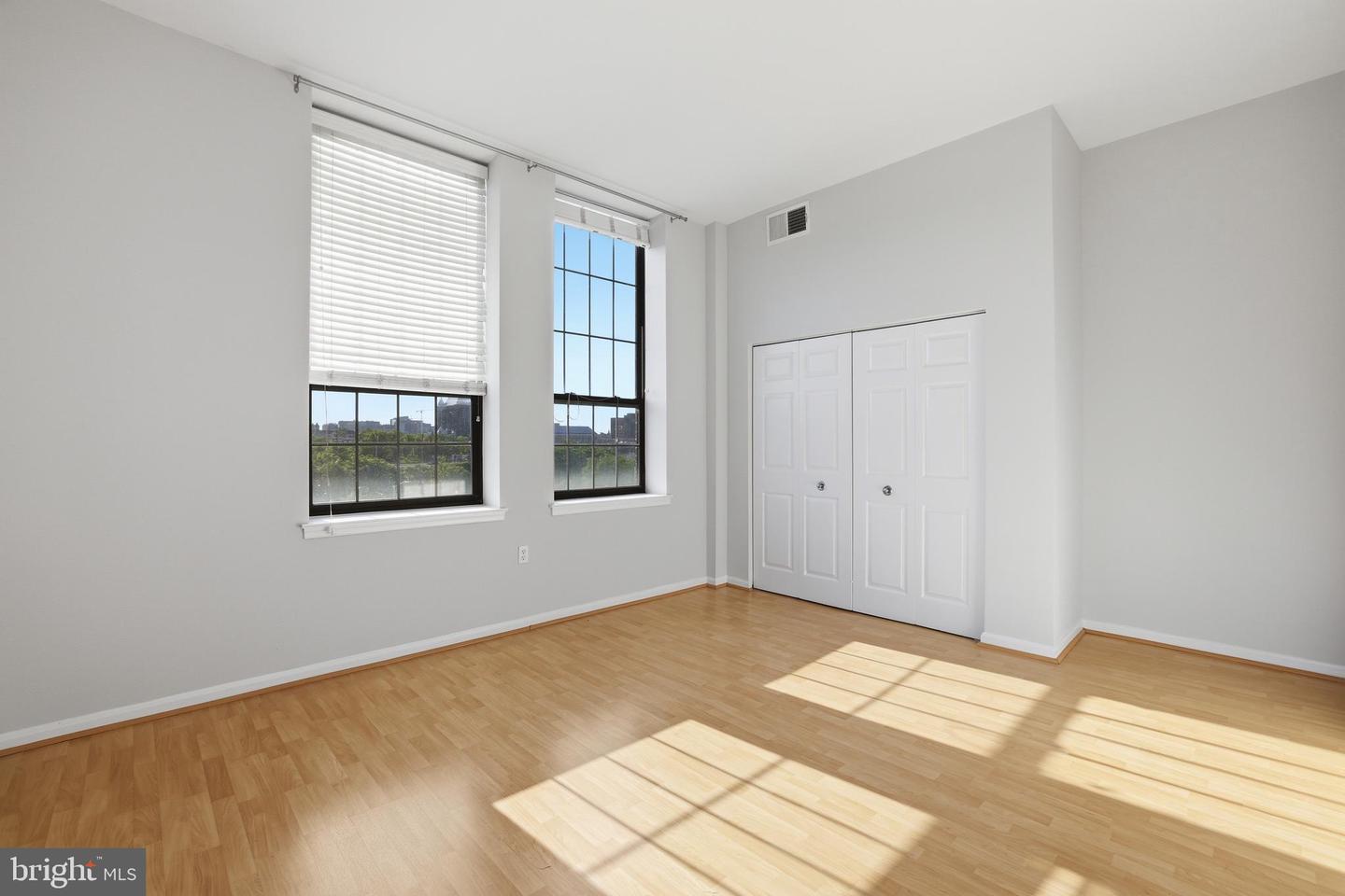 1011 Hunter St #c-4 Property Photo 16