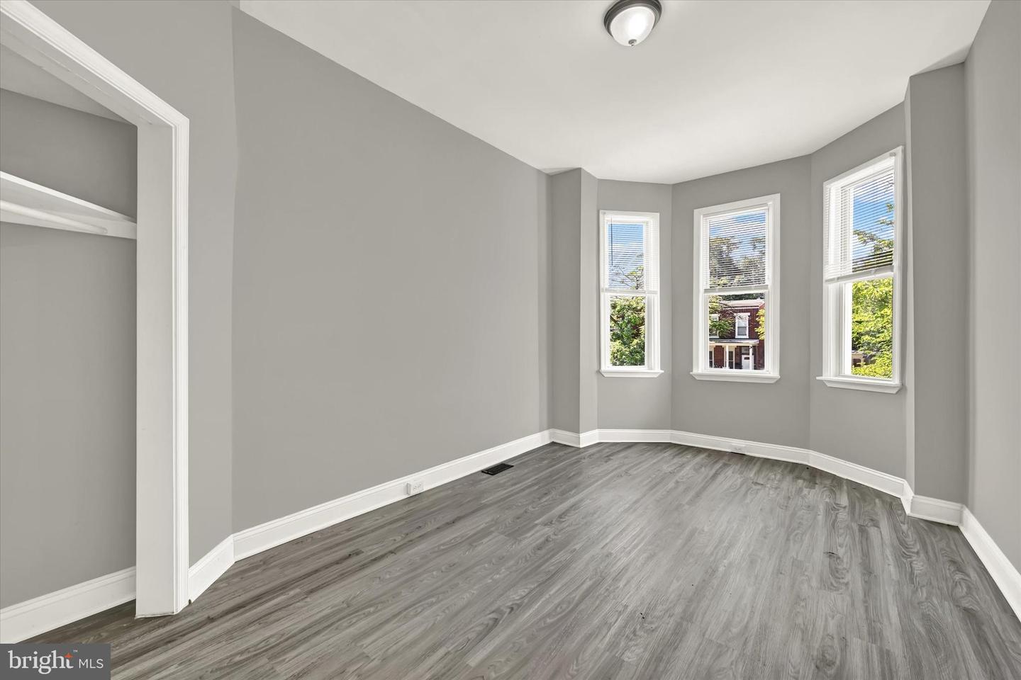 3014 Presstman St Property Photo 19