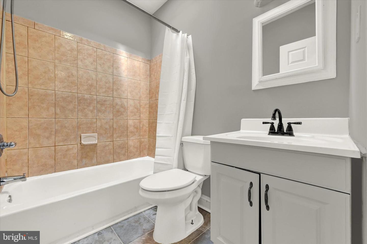 3014 Presstman St Property Photo 25