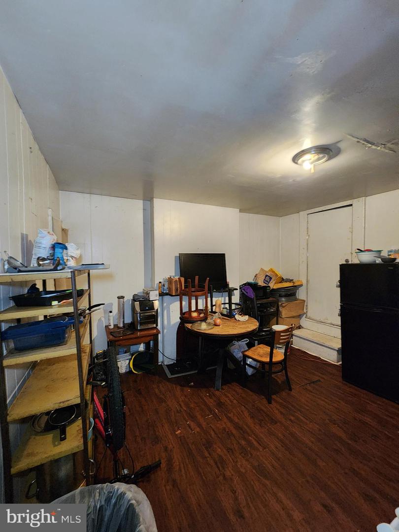 1511 Presstman St Property Photo 3