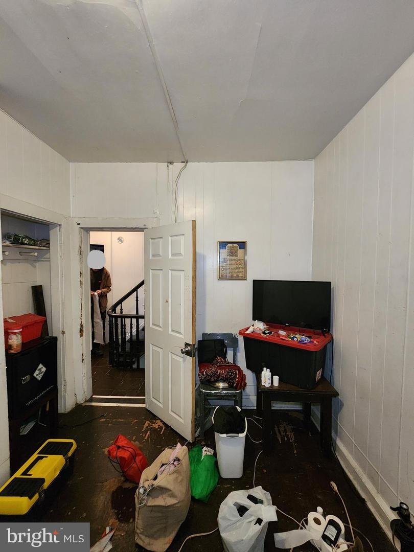 1511 Presstman St Property Photo 15