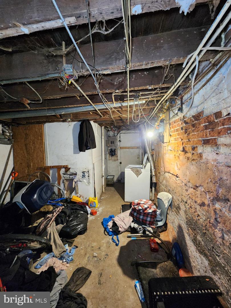 1511 Presstman St Property Photo 22