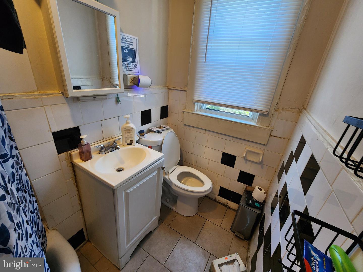 525 Sheridan Ave Property Photo 15