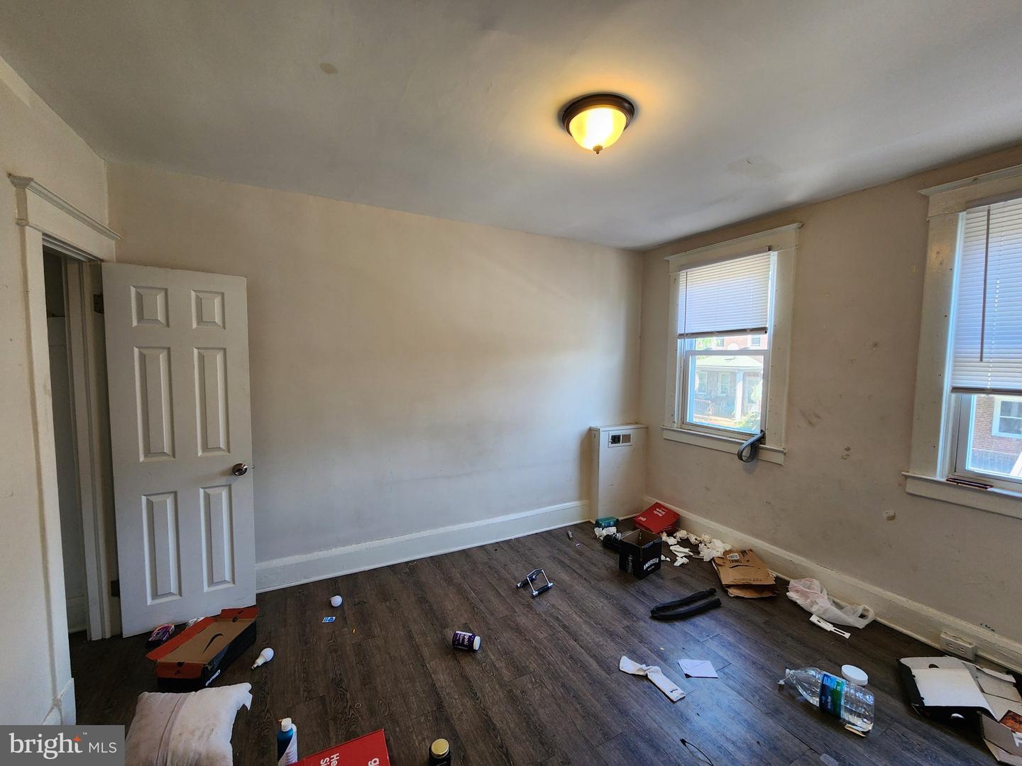 525 Sheridan Ave Property Photo 26