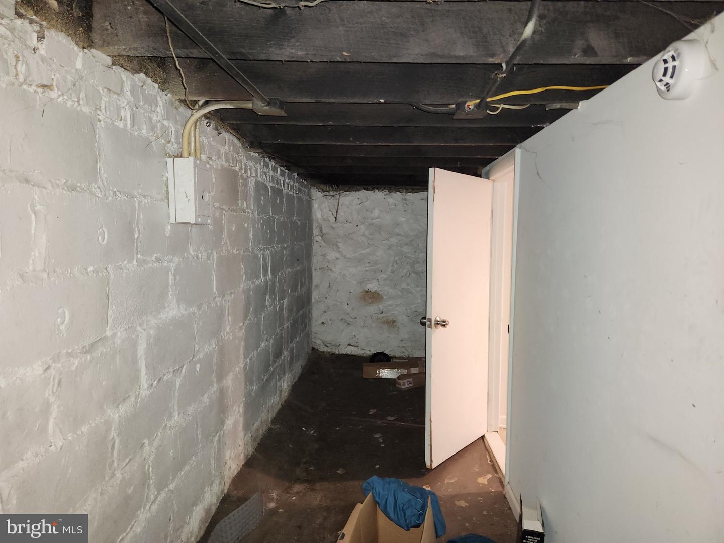 525 Sheridan Ave Property Photo 32