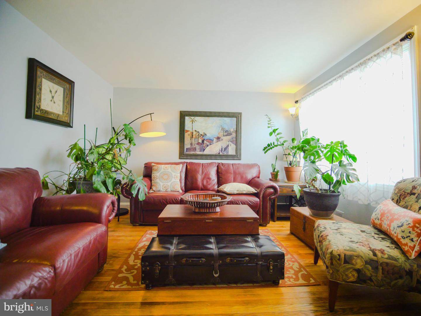 4011 BALFERN AVE Property Photo 1