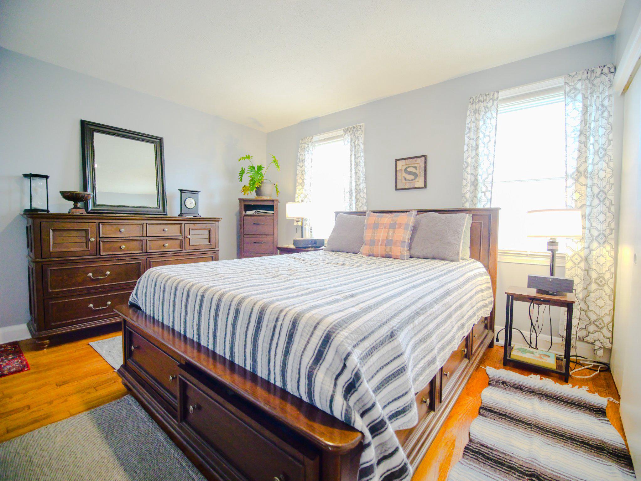 4011 Balfern Ave Property Photo 11