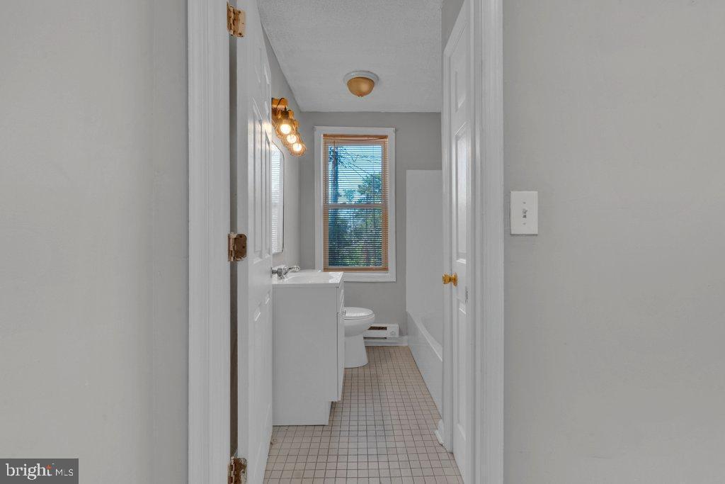 510 S Smallwood St Property Photo 8