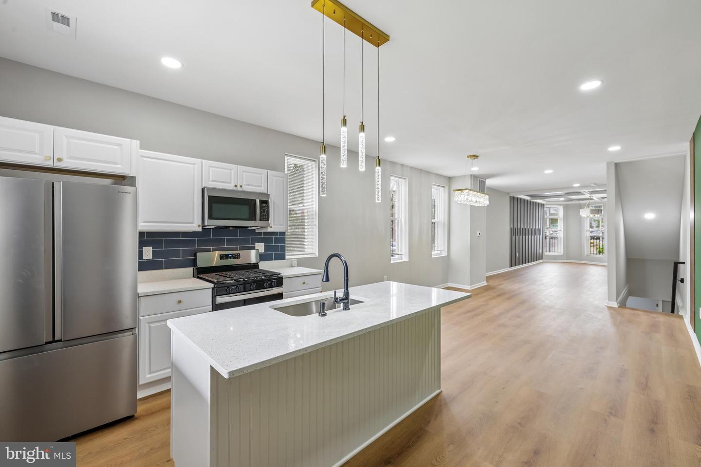 1801 N Fulton Ave Property Photo 19
