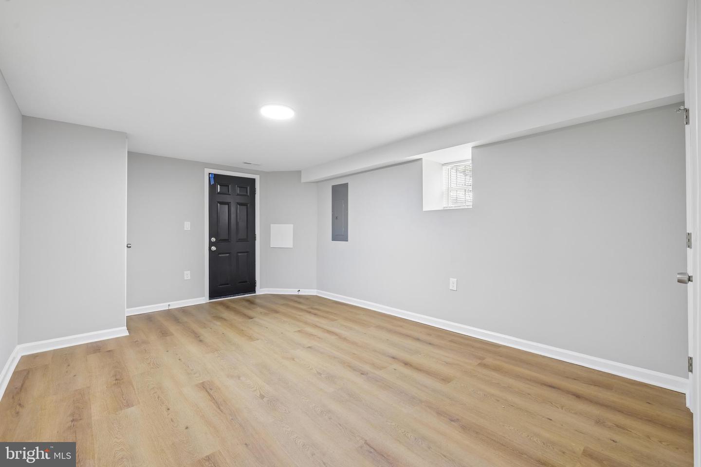 1801 N Fulton Ave Property Photo 39