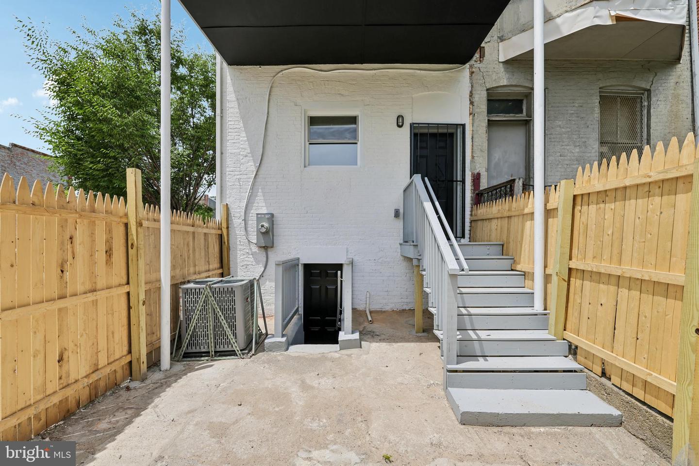 1801 N Fulton Ave Property Photo 45