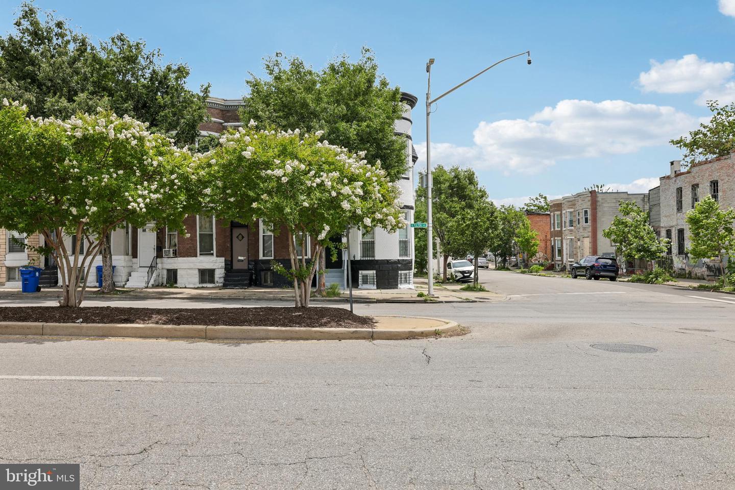 1801 N Fulton Ave Property Photo 48