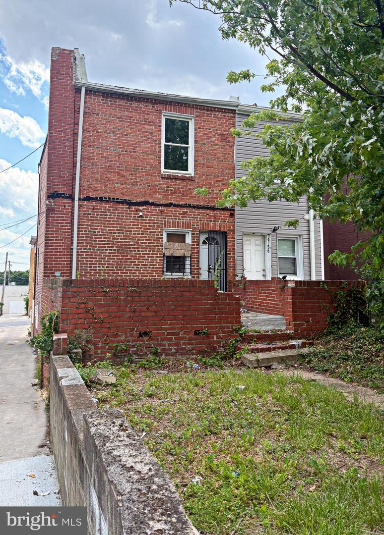 1504 N Washington St Property Photo 4