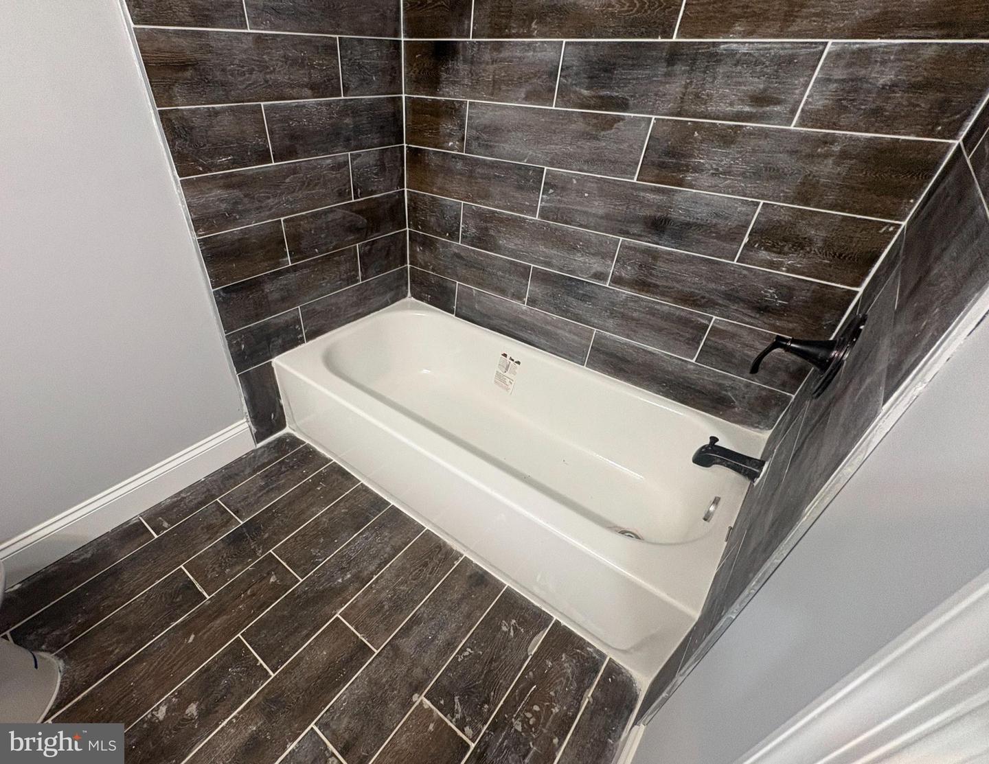 1504 N Washington St Property Photo 12