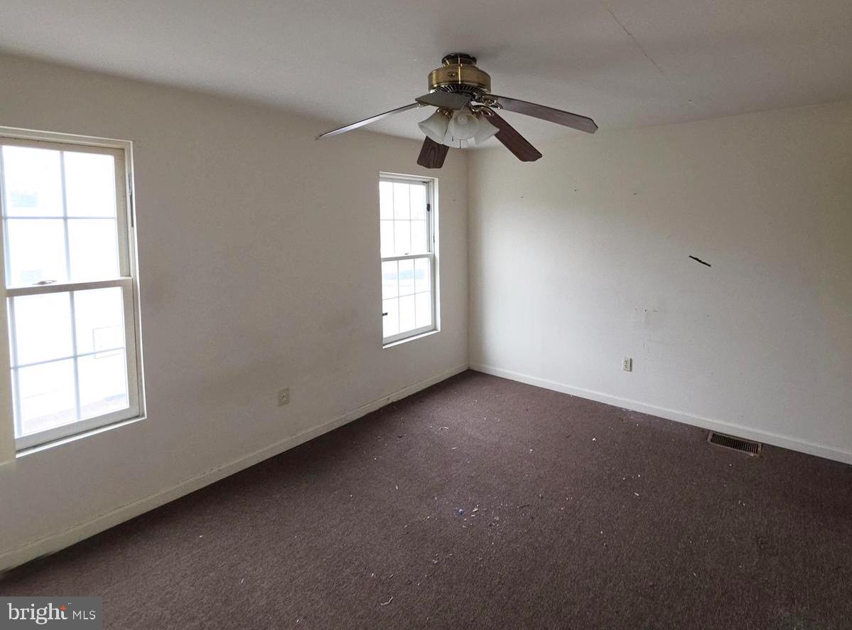 1504 N Washington St Property Photo 15