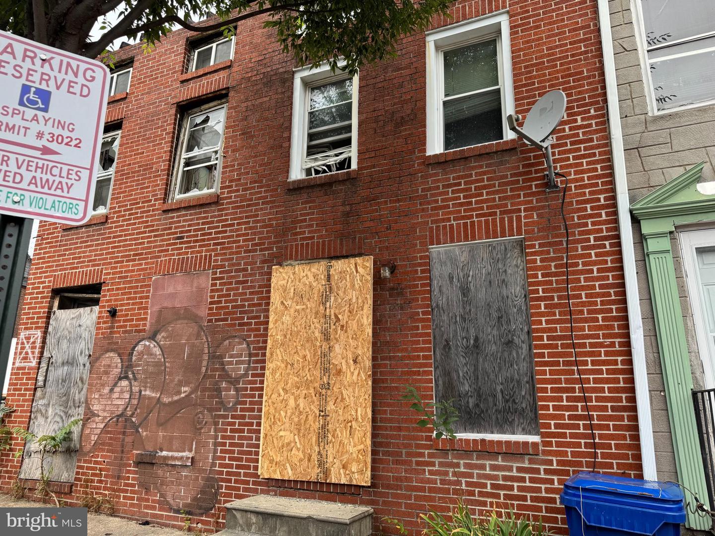 1722 W Baltimore St Property Photo 2