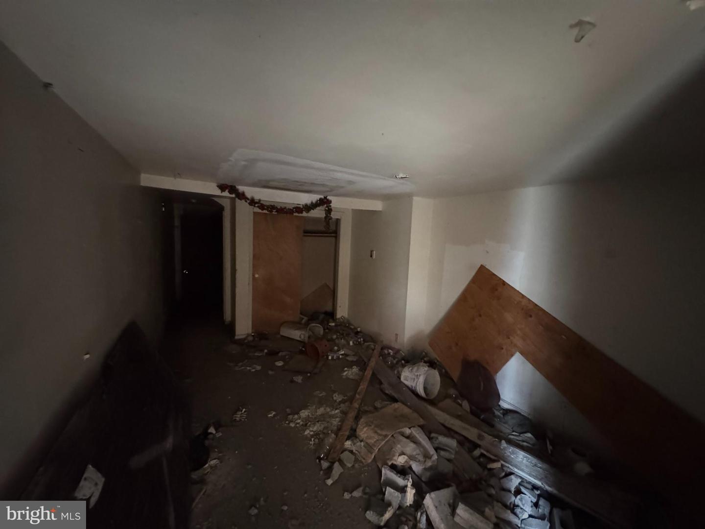 1722 W Baltimore St Property Photo 5