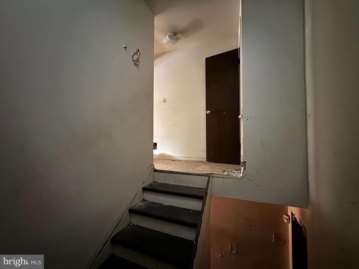 1722 W Baltimore St Property Photo 8