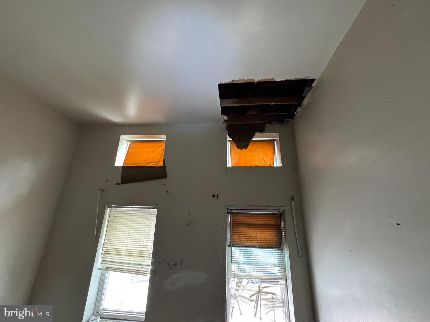 1722 W Baltimore St Property Photo 12