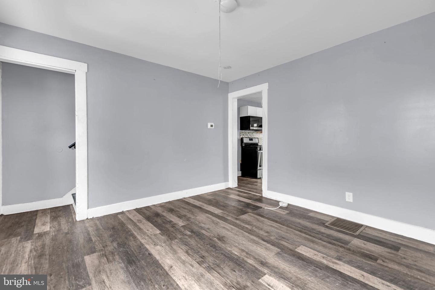 4215 Morrison Ct Property Photo 6