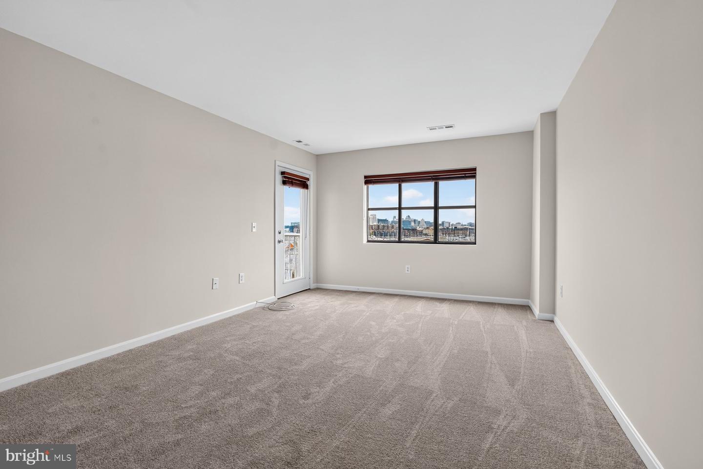 2702 Lighthouse Pt E #524 Property Photo 17