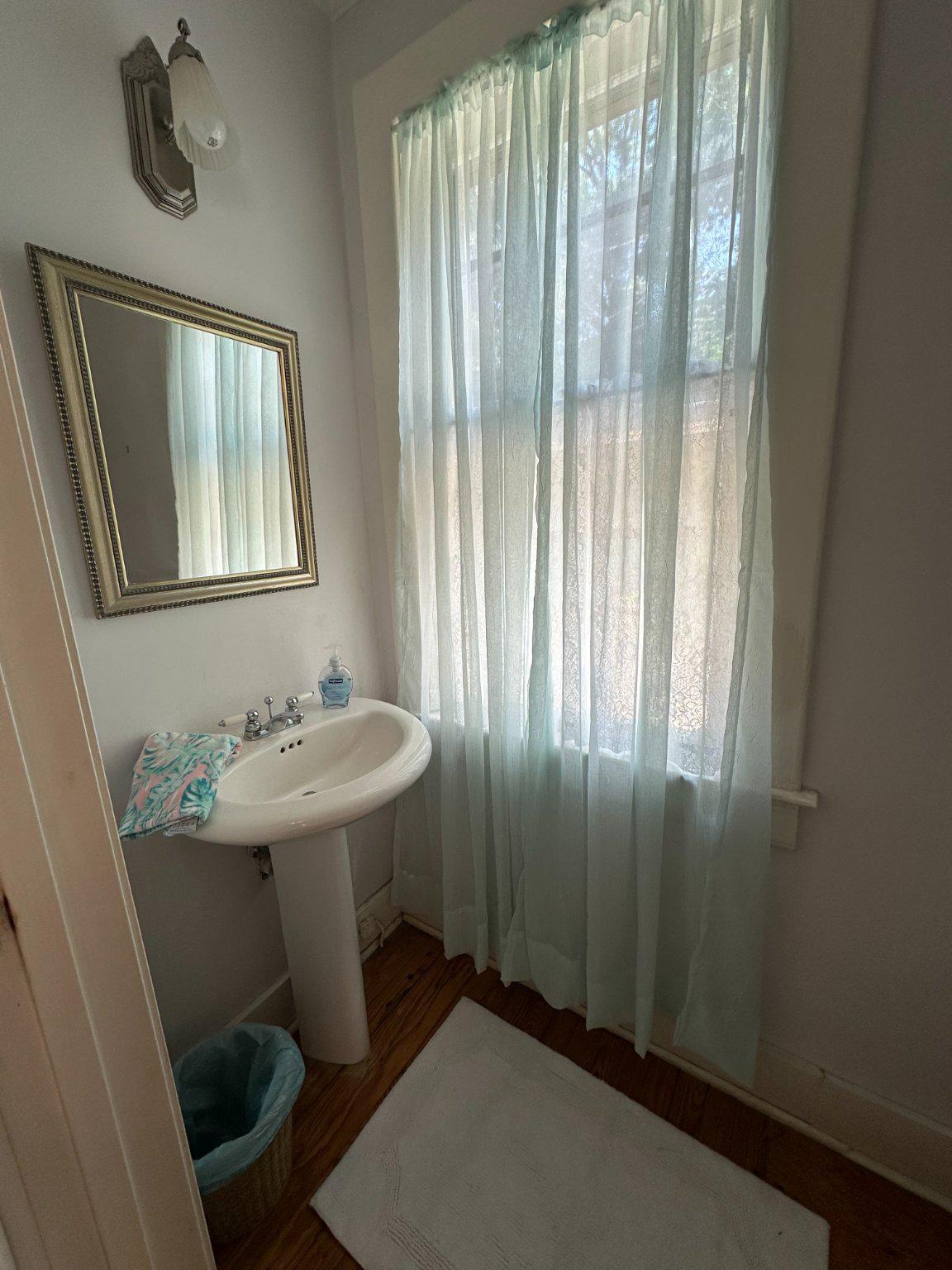 629 Colorado Ave Property Photo 10