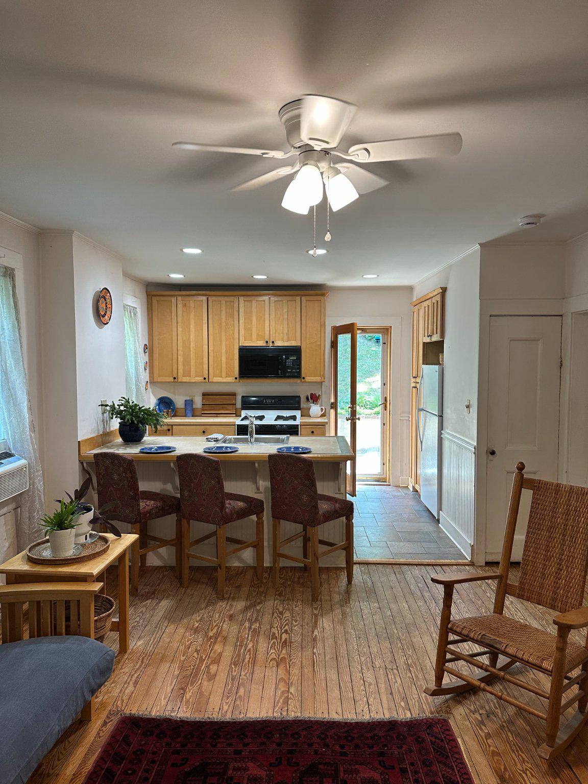 629 Colorado Ave Property Photo 14