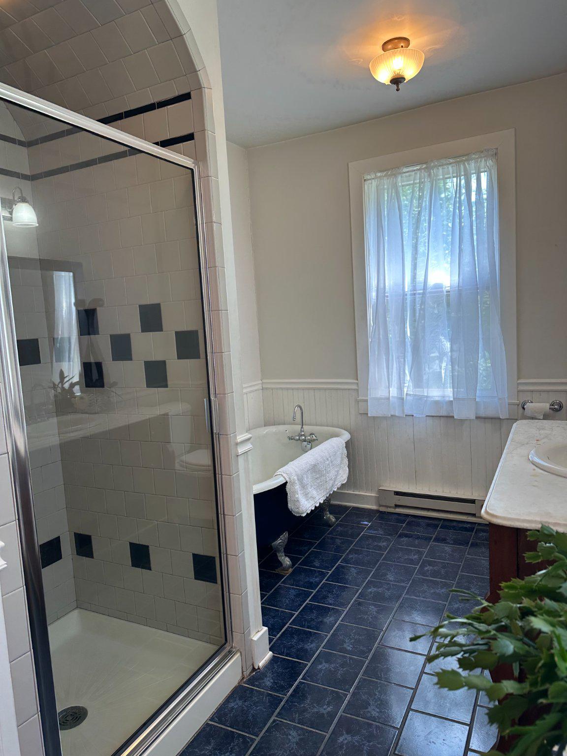 629 Colorado Ave Property Photo 29