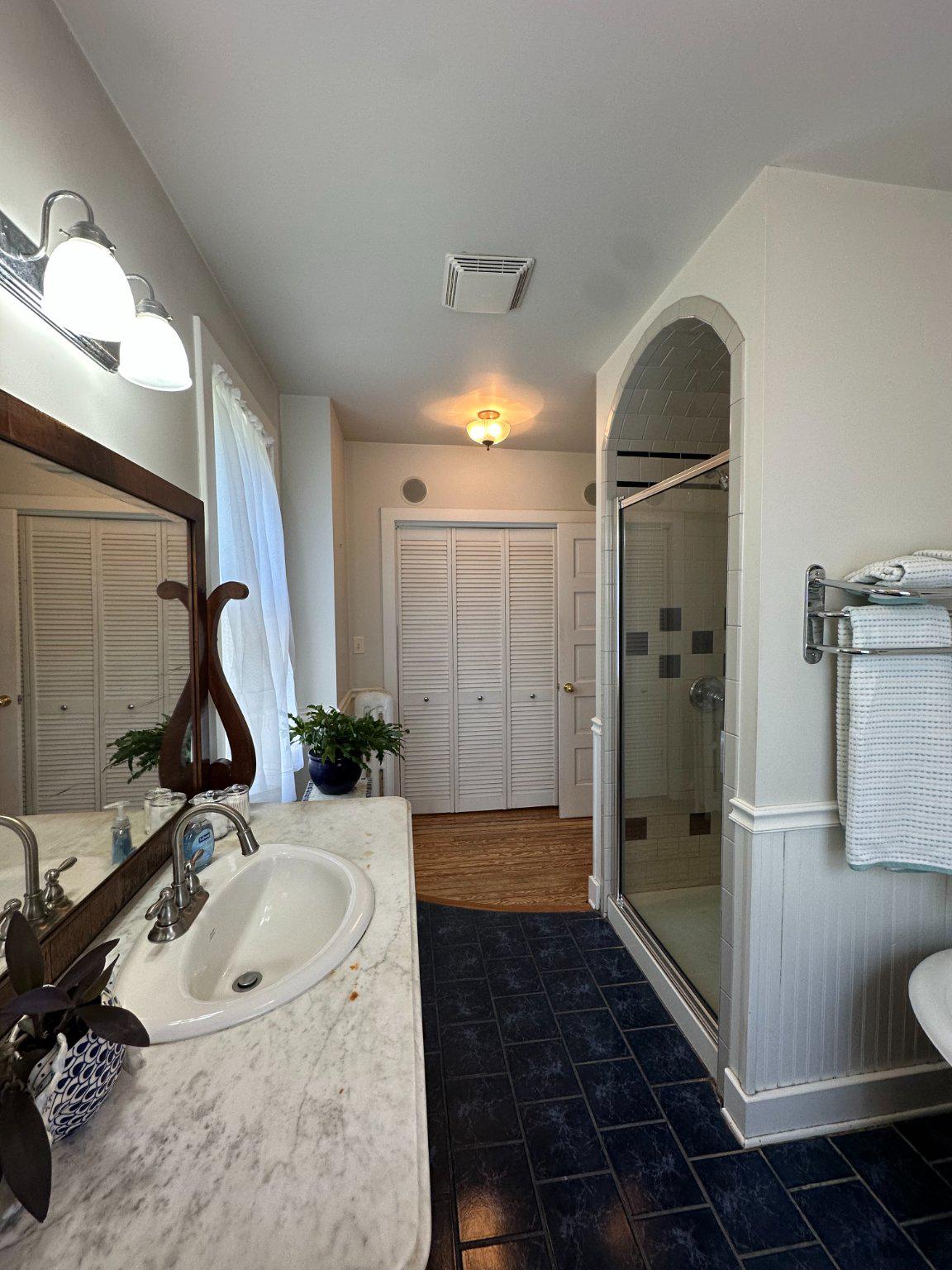629 Colorado Ave Property Photo 30