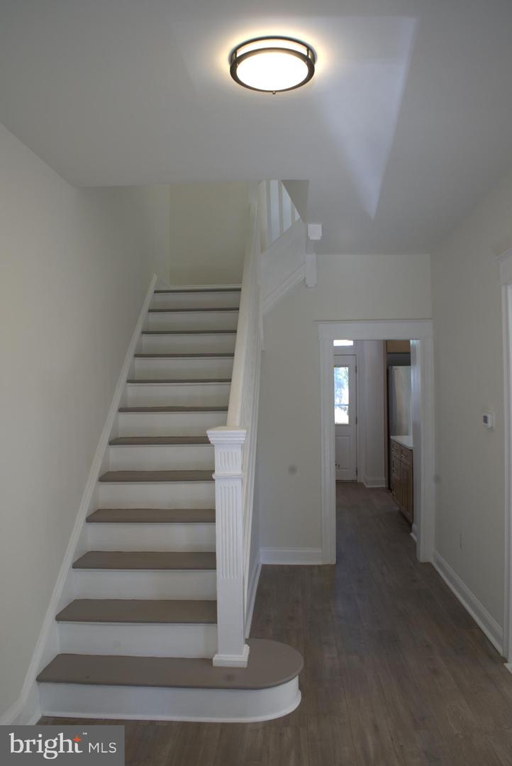 117 S Wickham Rd Property Photo 49