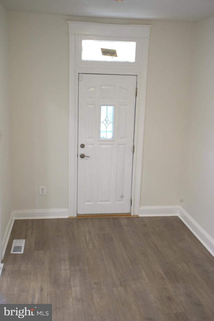 117 S Wickham Rd Property Photo 55