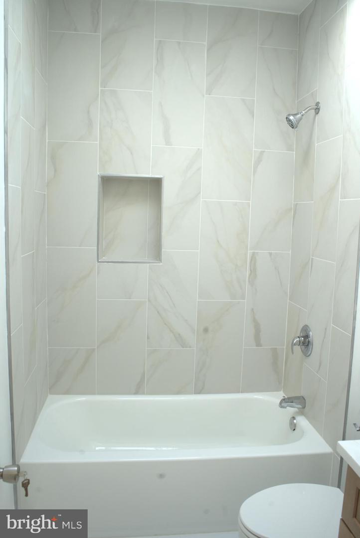117 S Wickham Rd Property Photo 61