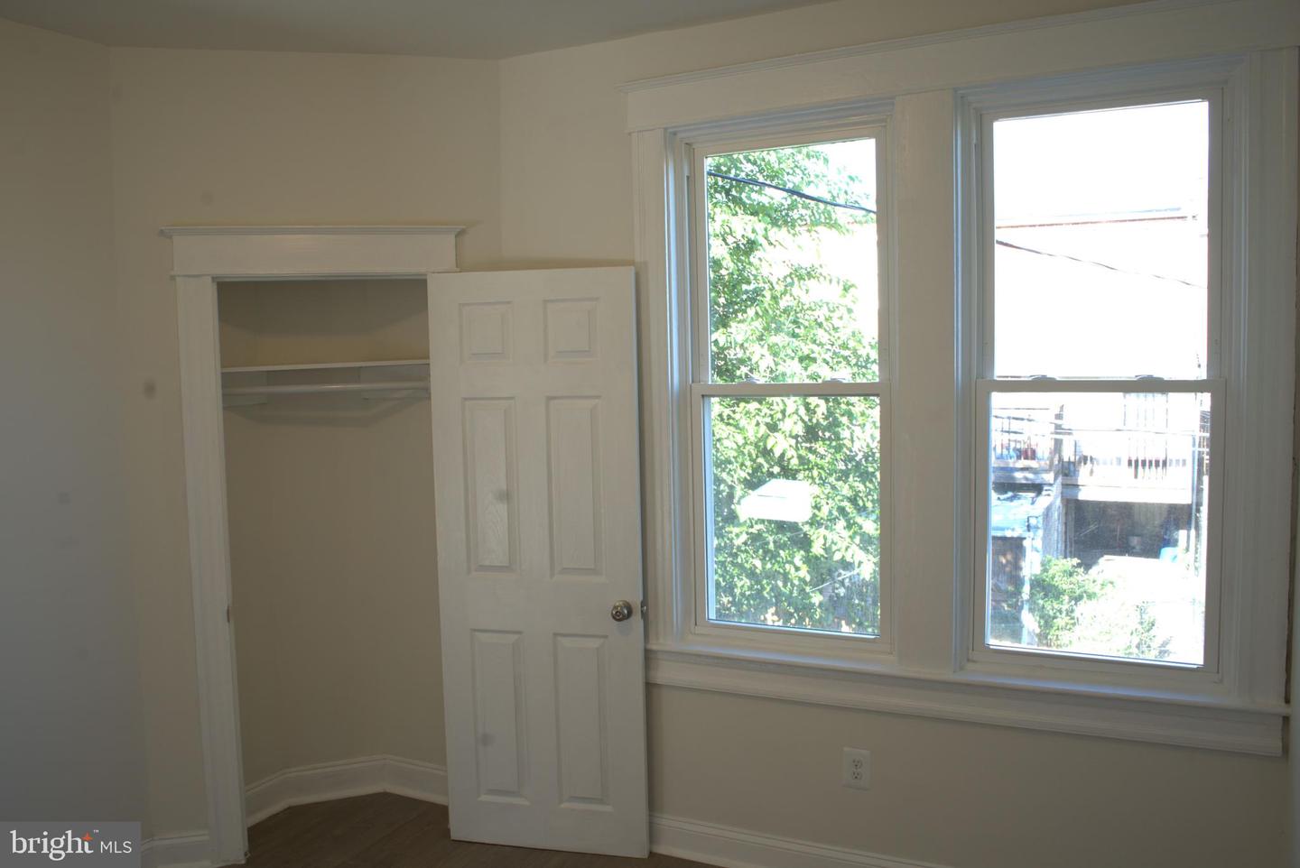 117 S Wickham Rd Property Photo 81