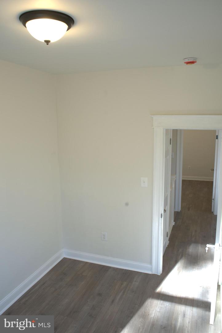 117 S Wickham Rd Property Photo 93