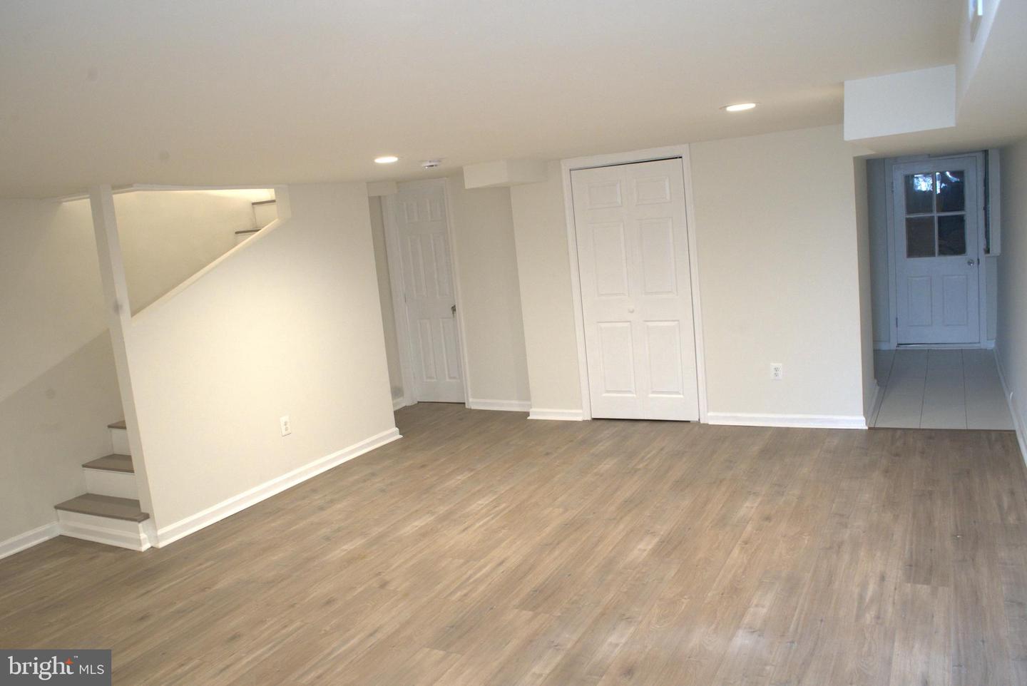 117 S Wickham Rd Property Photo 101