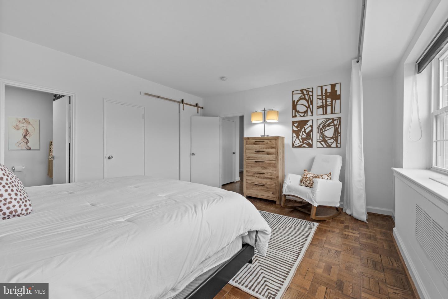 3601 Greenway #806 Property Photo 15