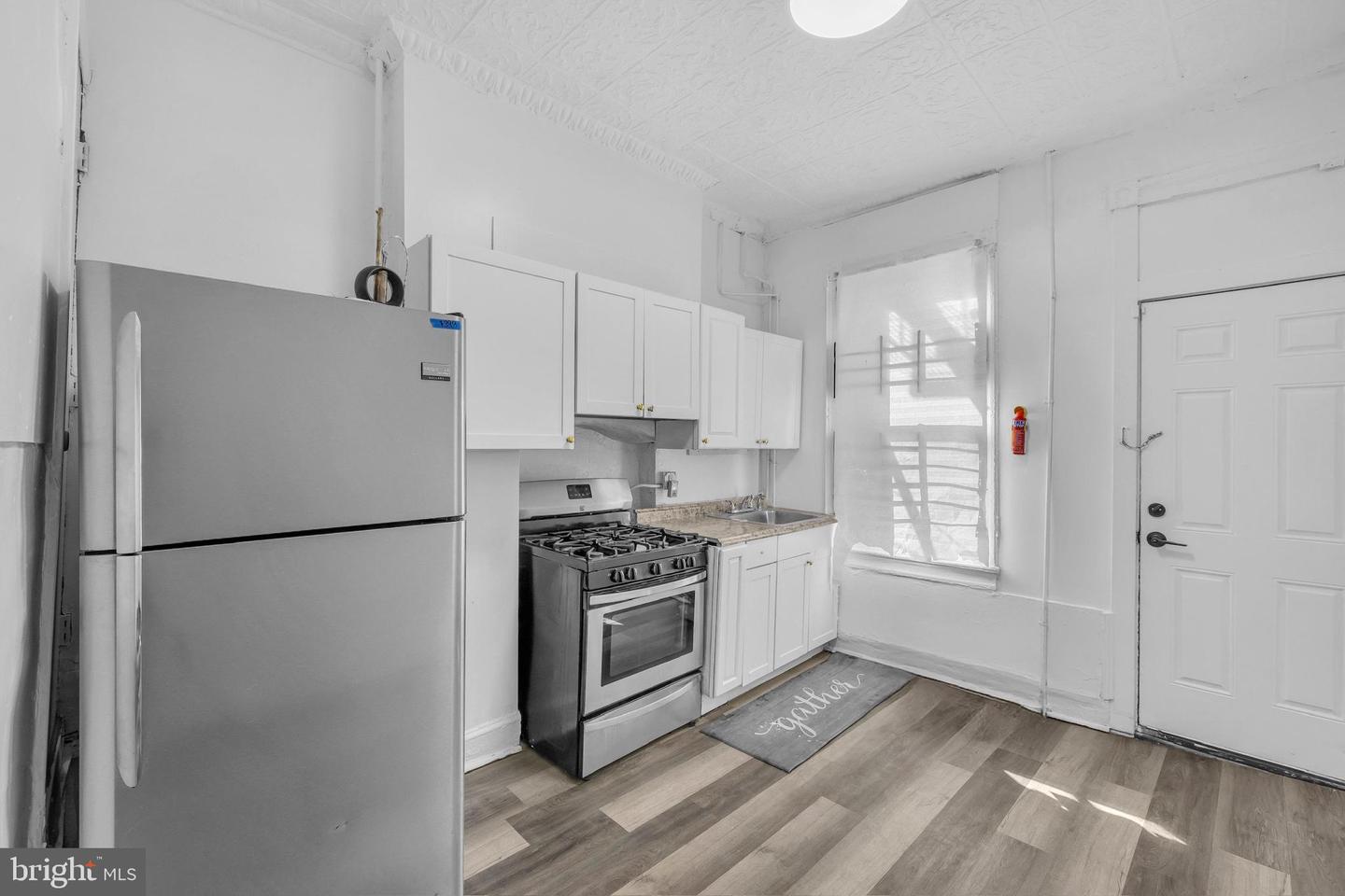 2920 Parkwood Ave Property Photo 10