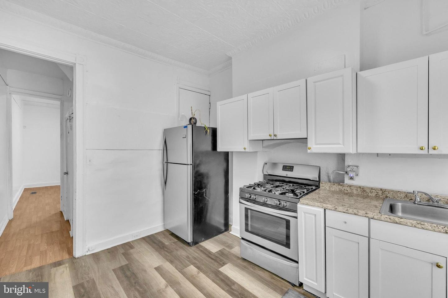 2920 Parkwood Ave Property Photo 11