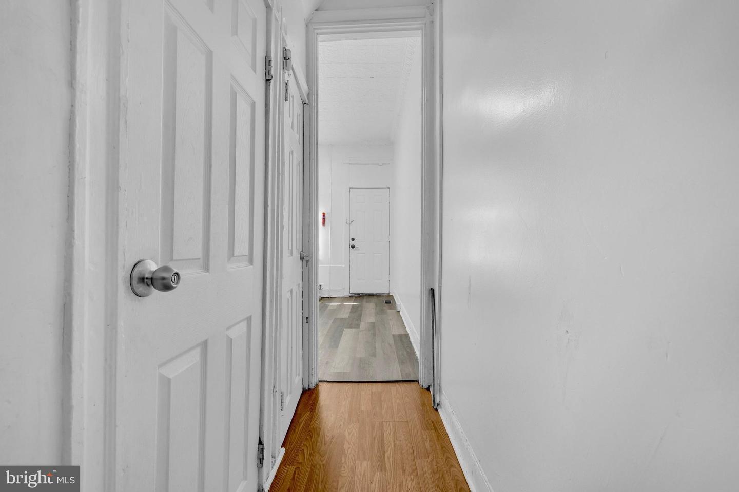 2920 Parkwood Ave Property Photo 28