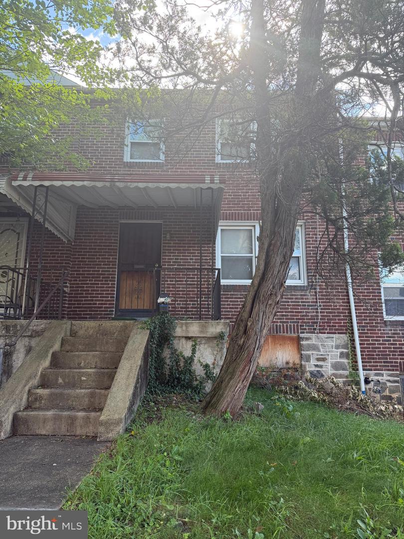 13 S ABINGTON AVE Property Photo 1